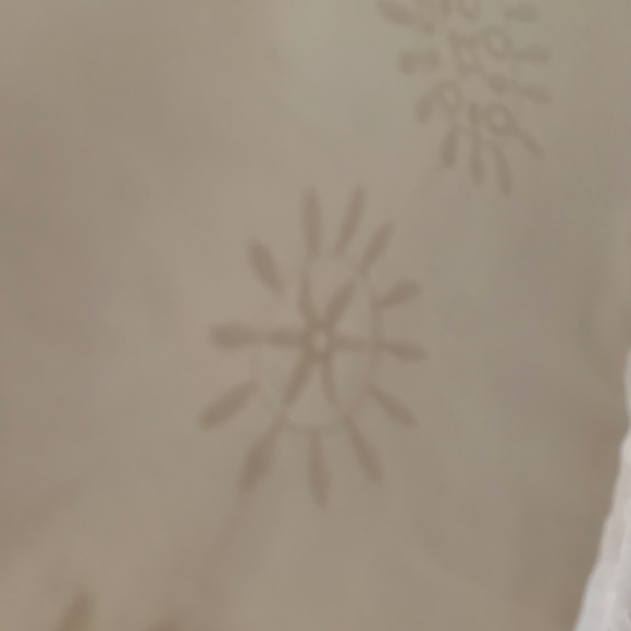 Blouse - Picture 2 of 2